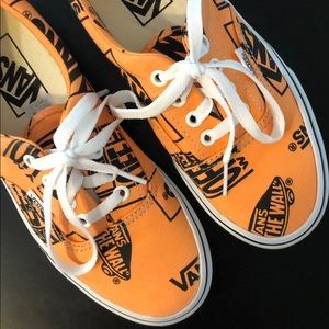 Women’s VANS sneakers